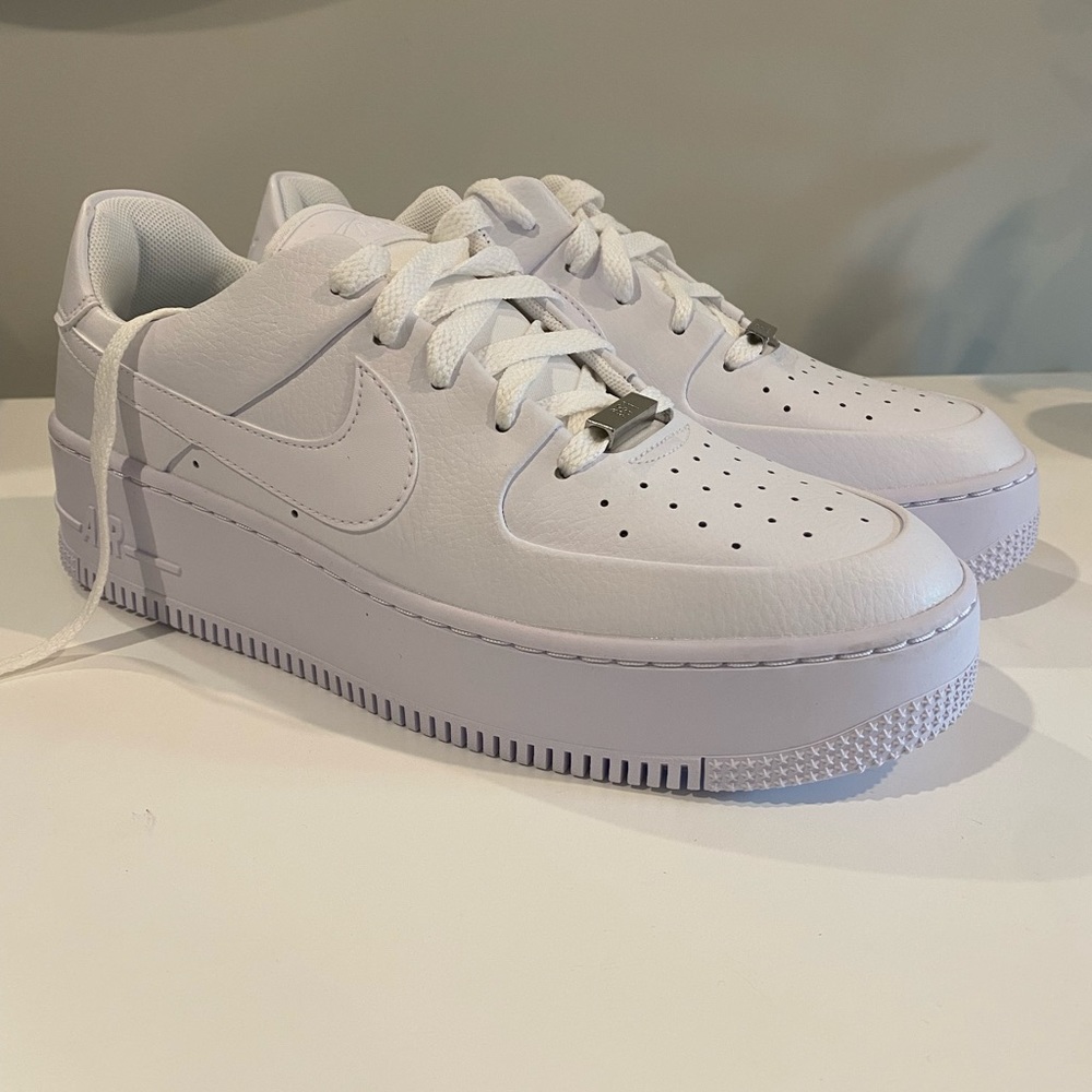 Nike Air Force 1 Sage Low, Size 10.5